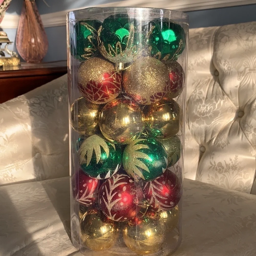Brand New Set of 30 Red, Green & Gold Christmas Ball Ornaments Decorations